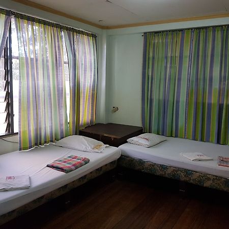 Texicano Hotel Main Лаоаг Экстерьер фото