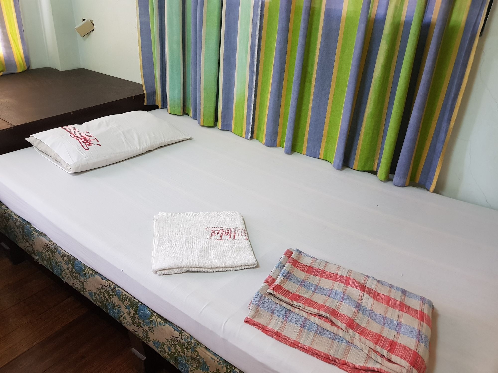 Texicano Hotel Main Лаоаг Экстерьер фото